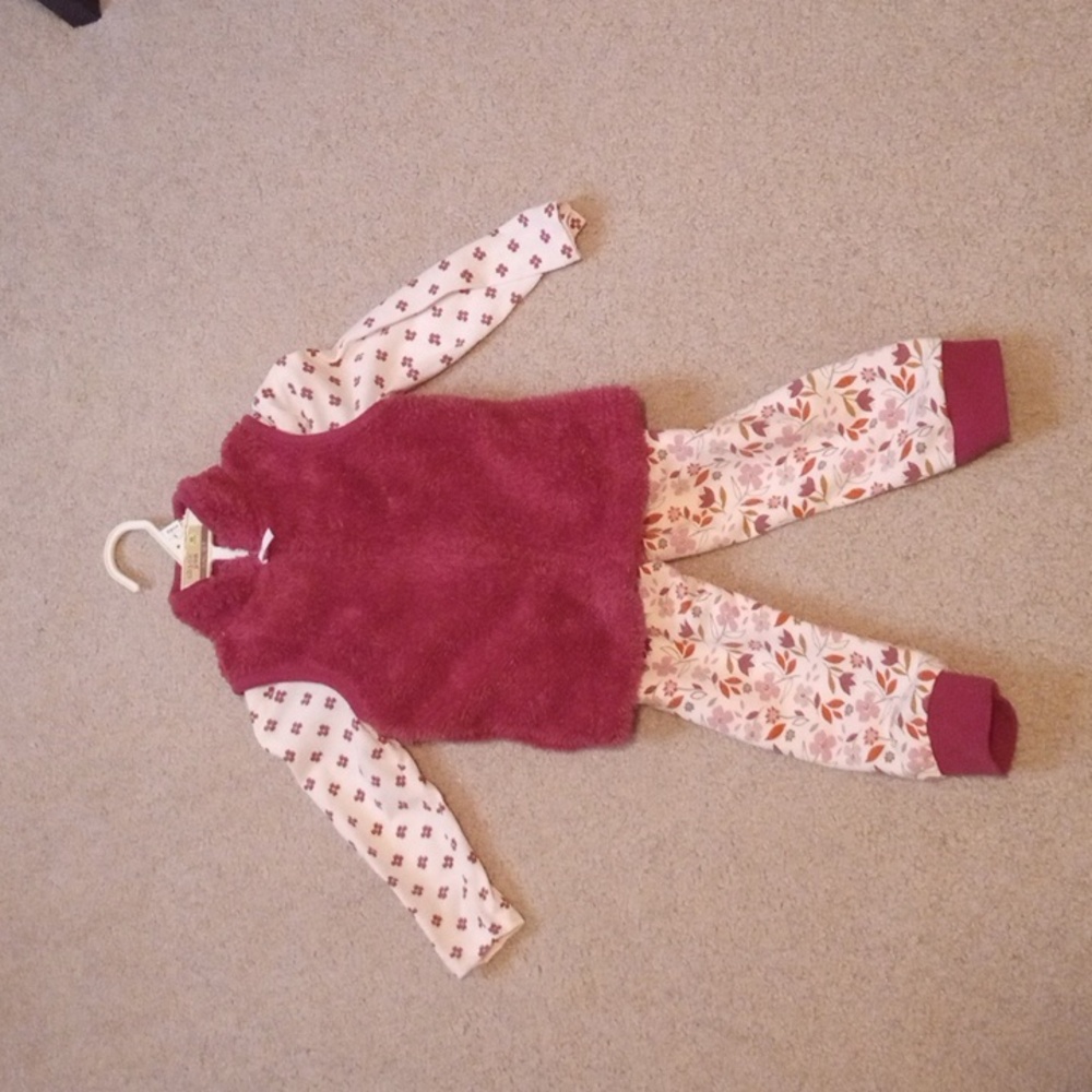 Girls 3-piece 18 month fall outfit